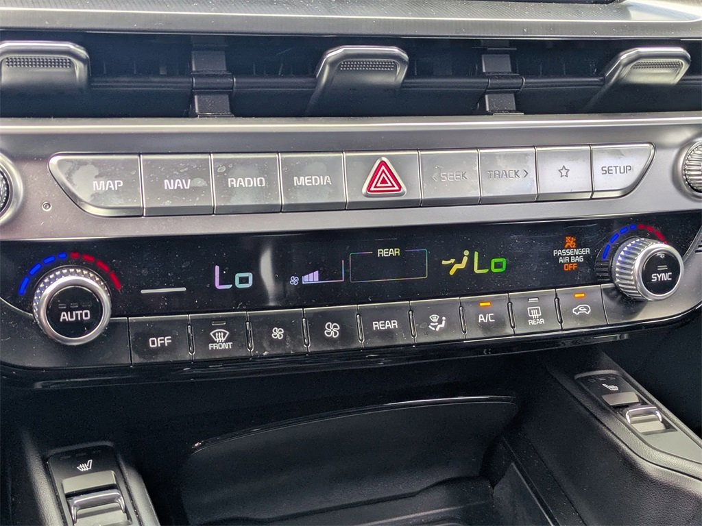 Used 2025 Kia Telluride S image 17