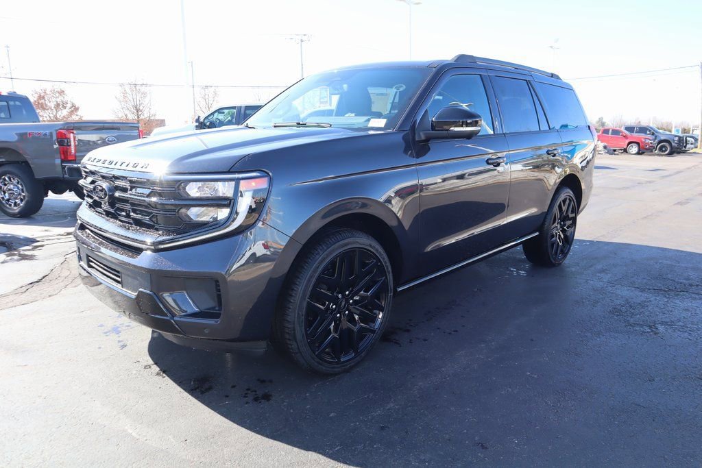New 2026 Ford Expedition Platinum w/ Stealth Performance Package image 11