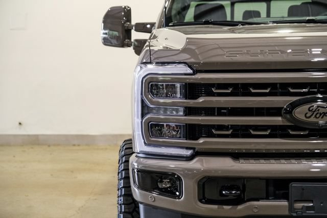 Used 2026 Ford F250 King Ranch w/ Chrome Package AWD/4WD image 4