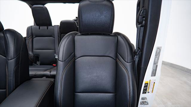 Used 2024 Jeep Wrangler Unlimited Sahara image 15