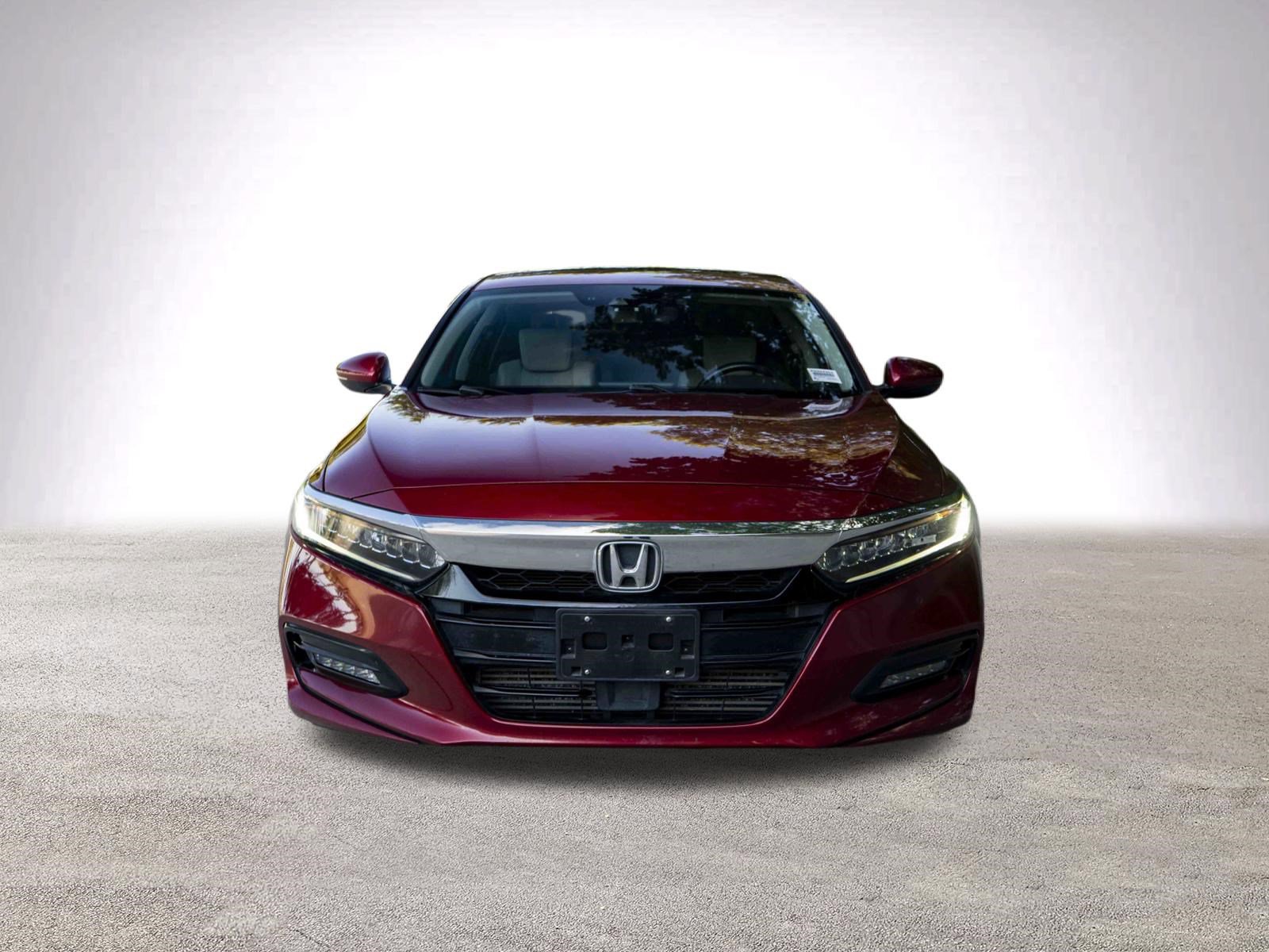 Used 2020 Honda Accord Touring image 3