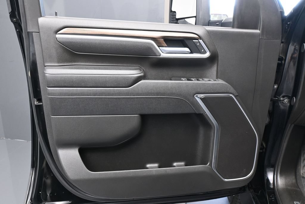 Used 2026 Chevrolet Silverado 3500 LT AWD/4WD image 27
