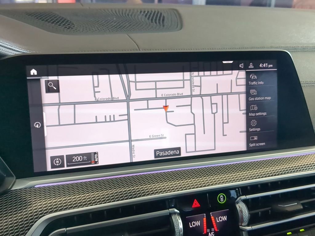 Used 2021 BMW X6 sDrive40i w/ M Sport Package image 17