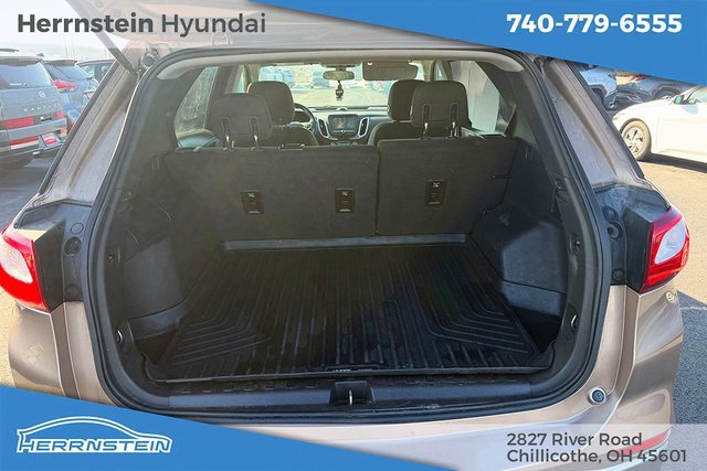 Used 2018 Chevrolet Equinox LT image 18