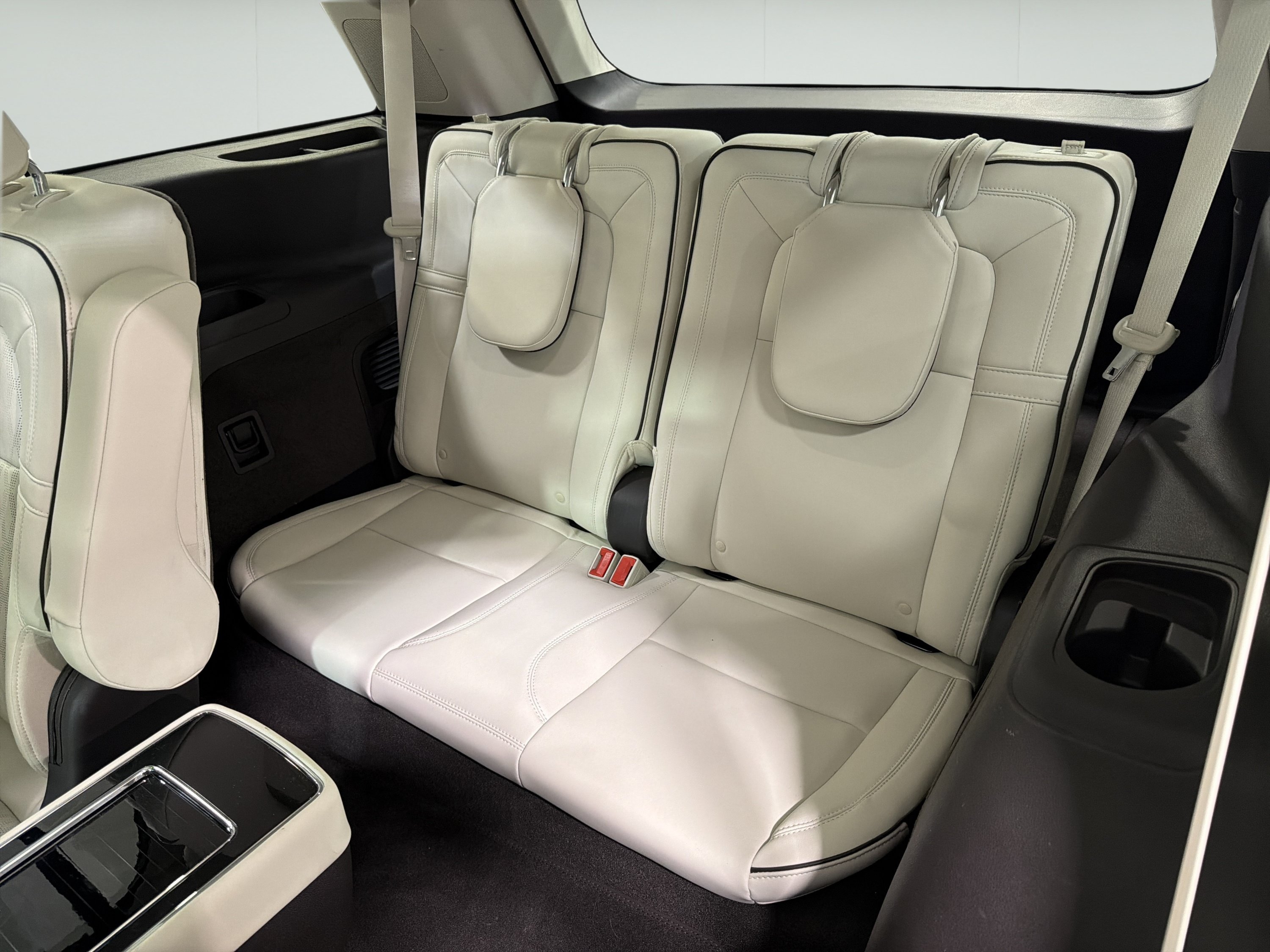 Used 2024 Lincoln Aviator Black Label w/ Dynamic Handling Package AWD/4WD image 13