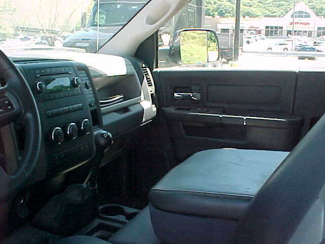 Used 2012 RAM 3500 ST w/ Ambulance Prep Group image 15