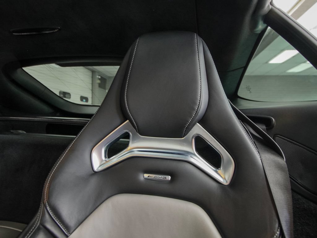 Used 2016 Mercedes-Benz AMG GT S image 32