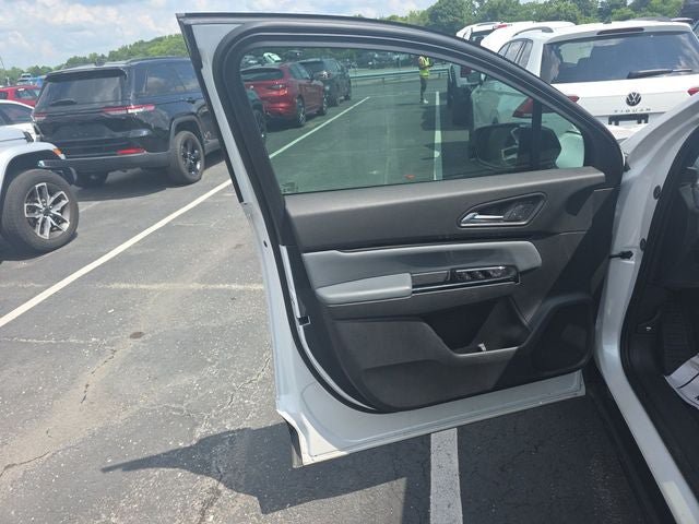 Used 2024 Honda Prologue Elite image 13