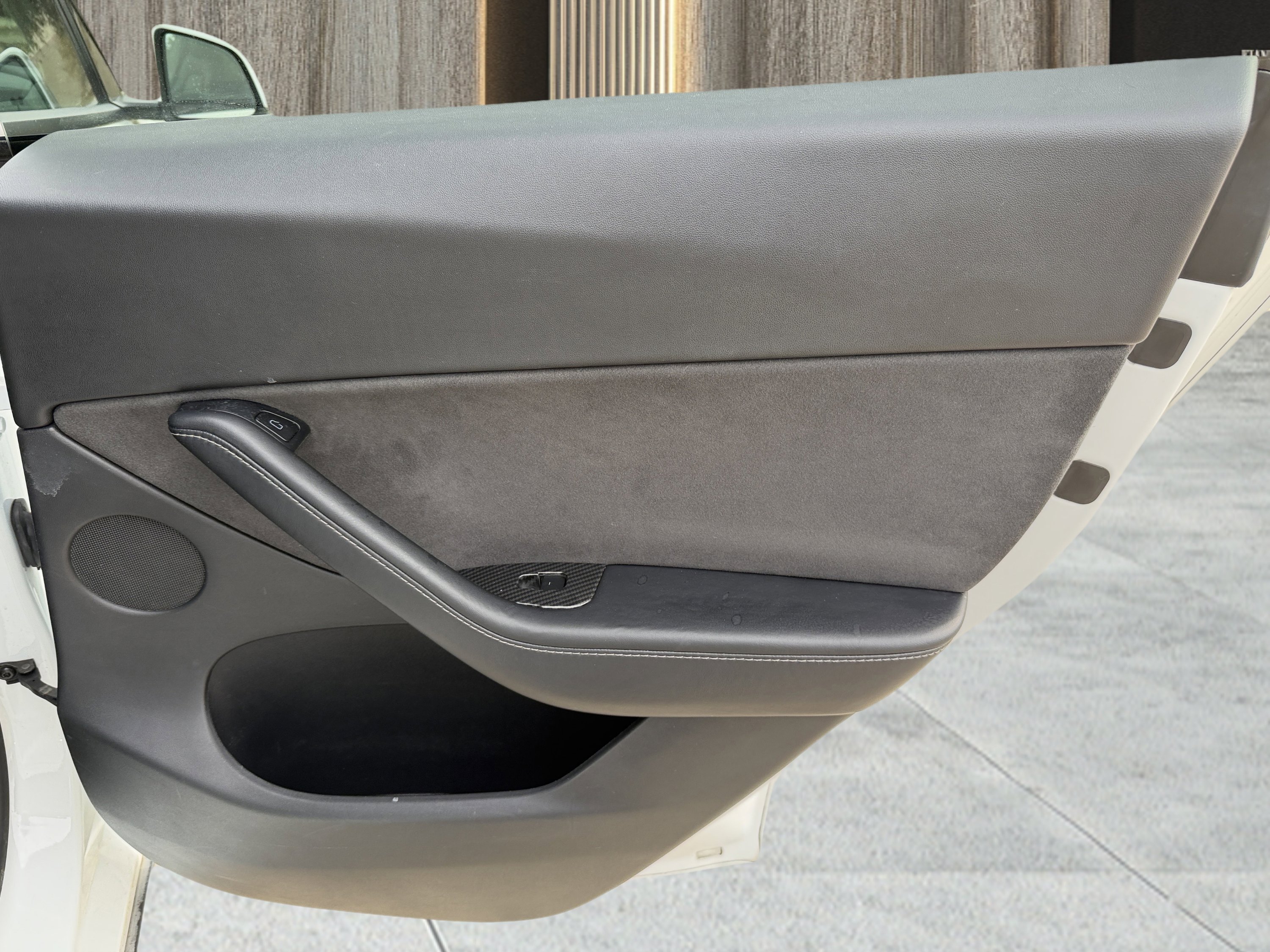 Used 2021 Tesla Model Y Long Range image 36