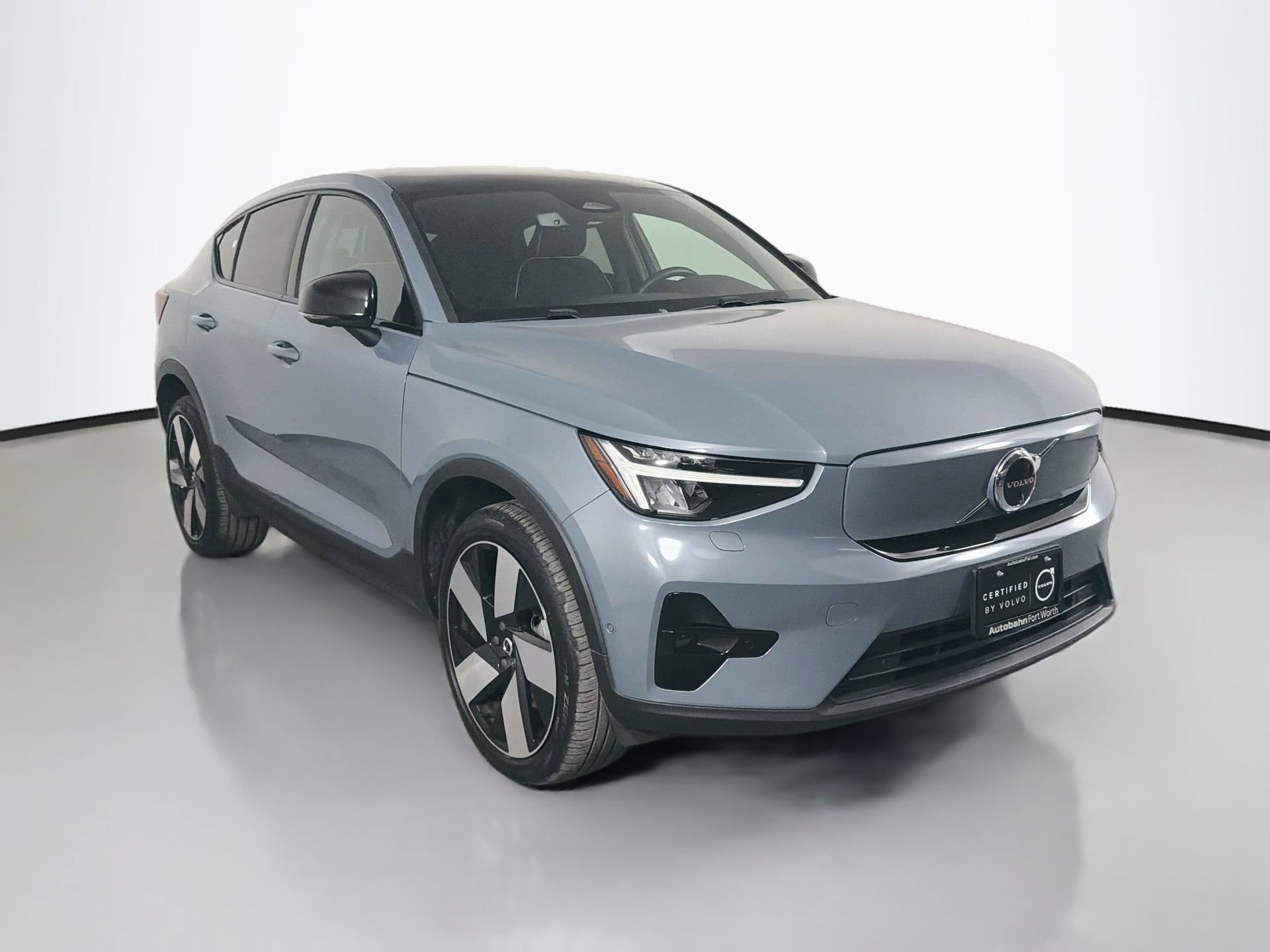 Certified 2023 Volvo C40 P8 Recharge Ultimate AWD/4WD image 3