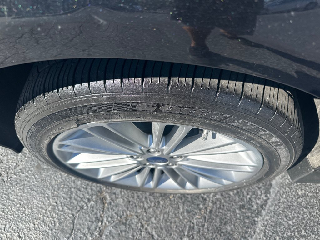 Used 2013 Ford Fusion SE FWD image 6