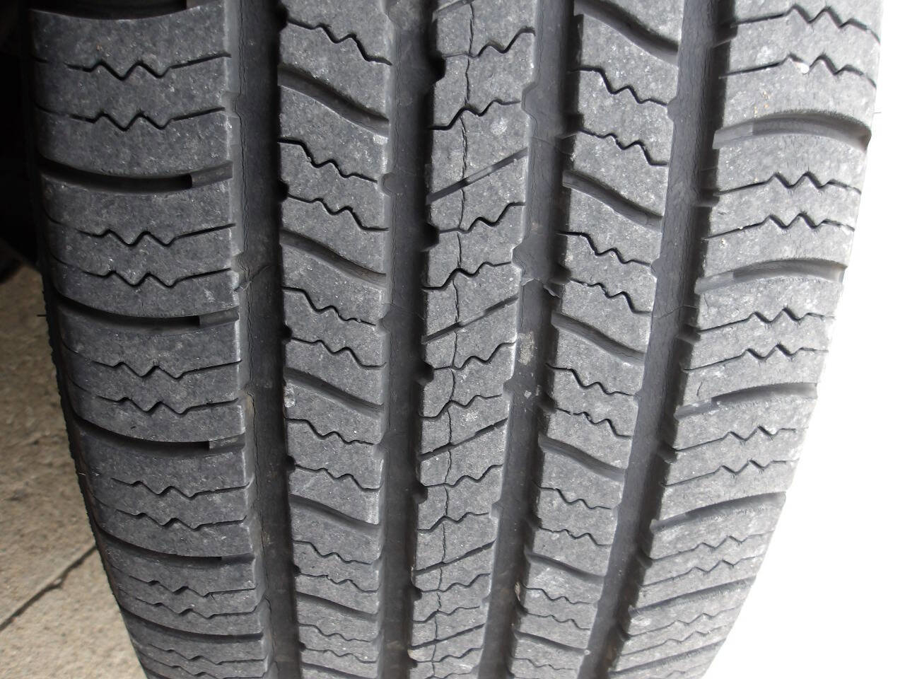 Used 2009 Ford Edge SEL image 43