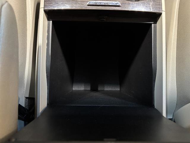 Used 2017 Toyota Sienna Limited image 14