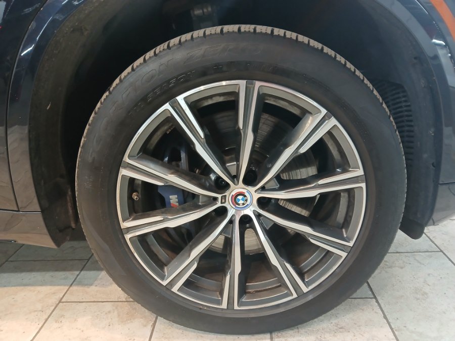 Used 2023 BMW X5 M50i w/ Executive Package AWD/4WD image 11
