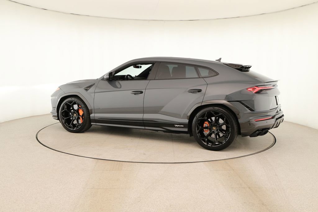 Used 2024 Lamborghini Urus Performante image 3