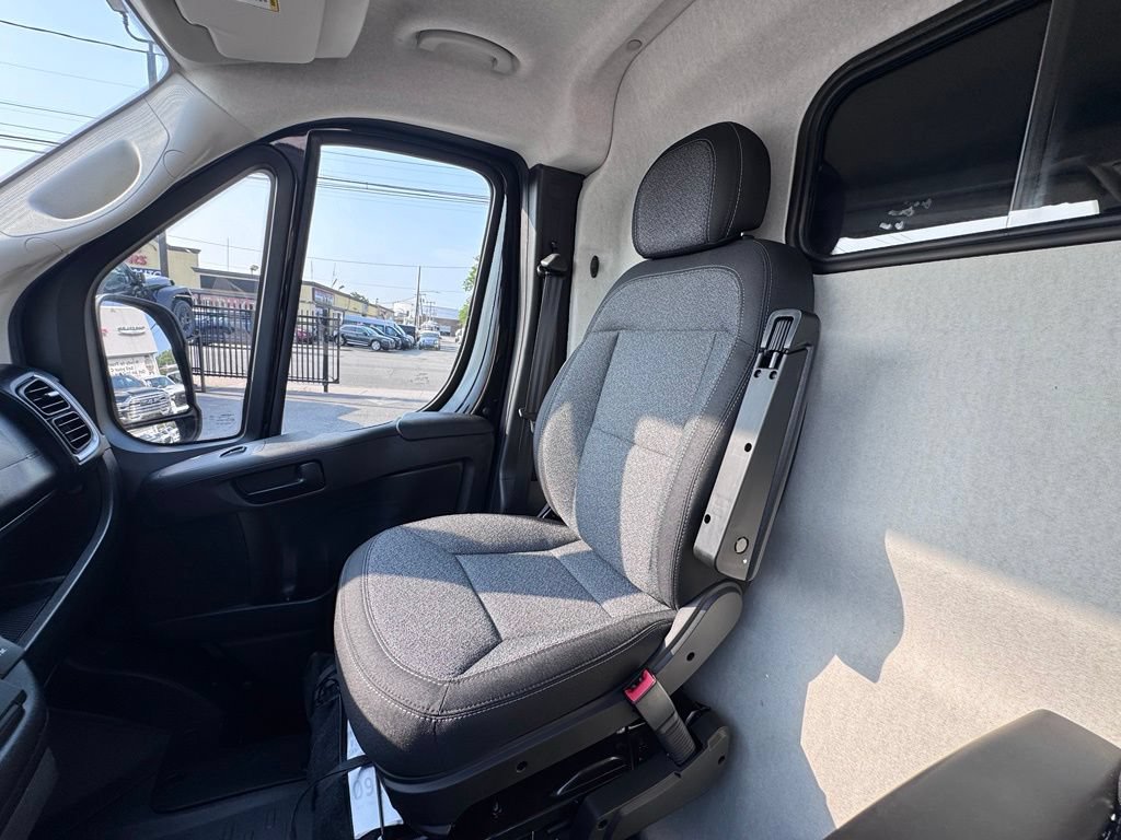 Used 2026 RAM ProMaster 1500 w/ Quick Order Package 22H SLT+ FWD image 18