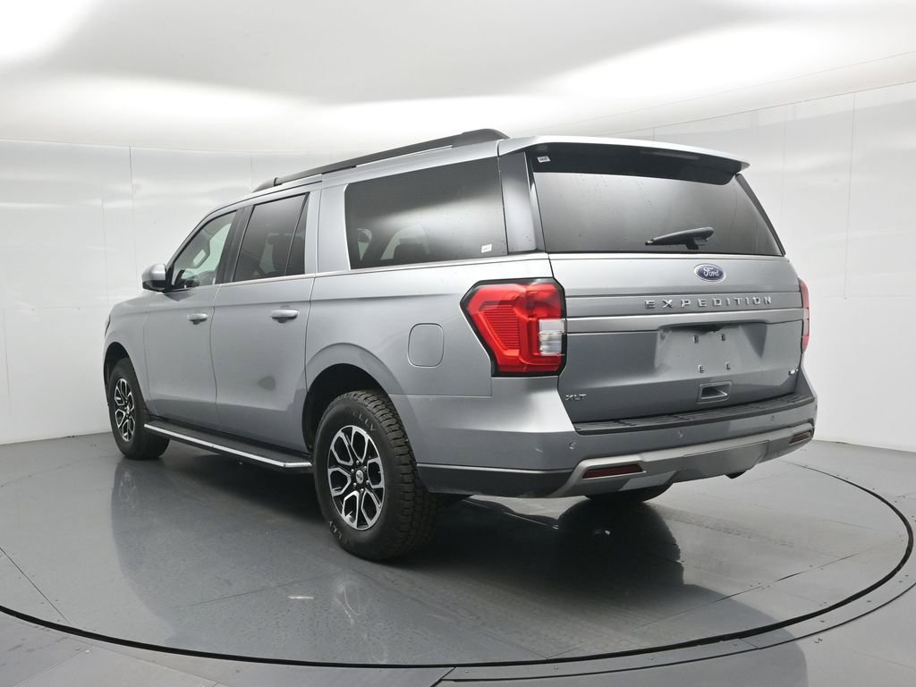 Used 2023 Ford Expedition Max XLT image 31