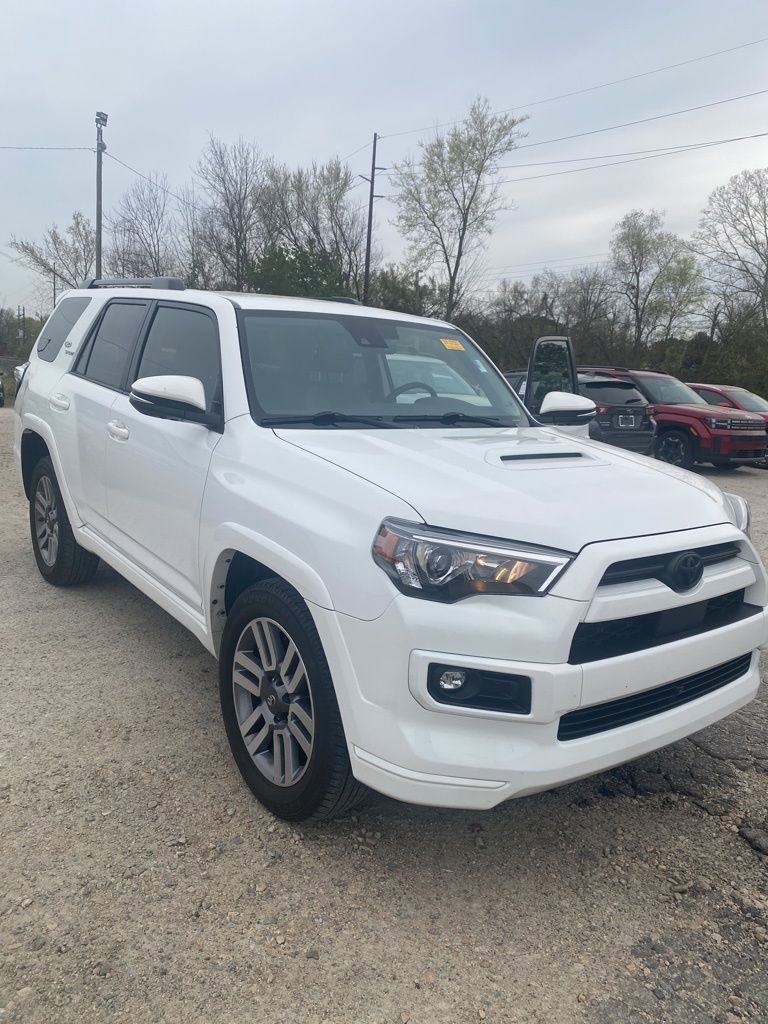 Used 2022 Toyota 4Runner TRD Sport w/ Technology Package image 2