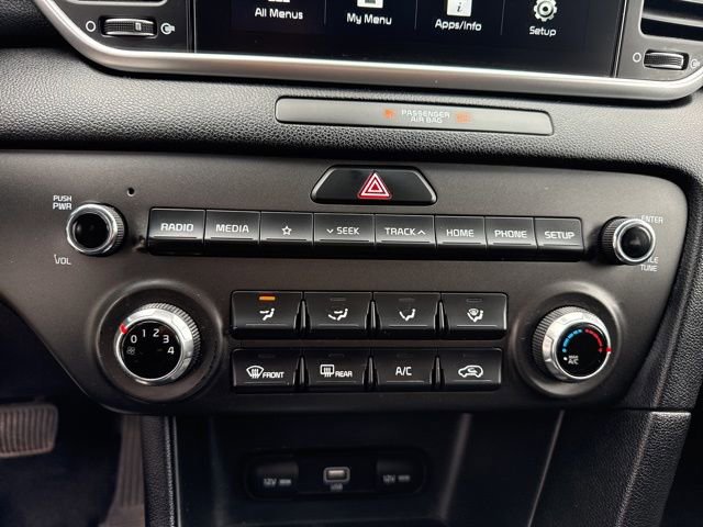Used 2022 Kia Sportage LX image 16