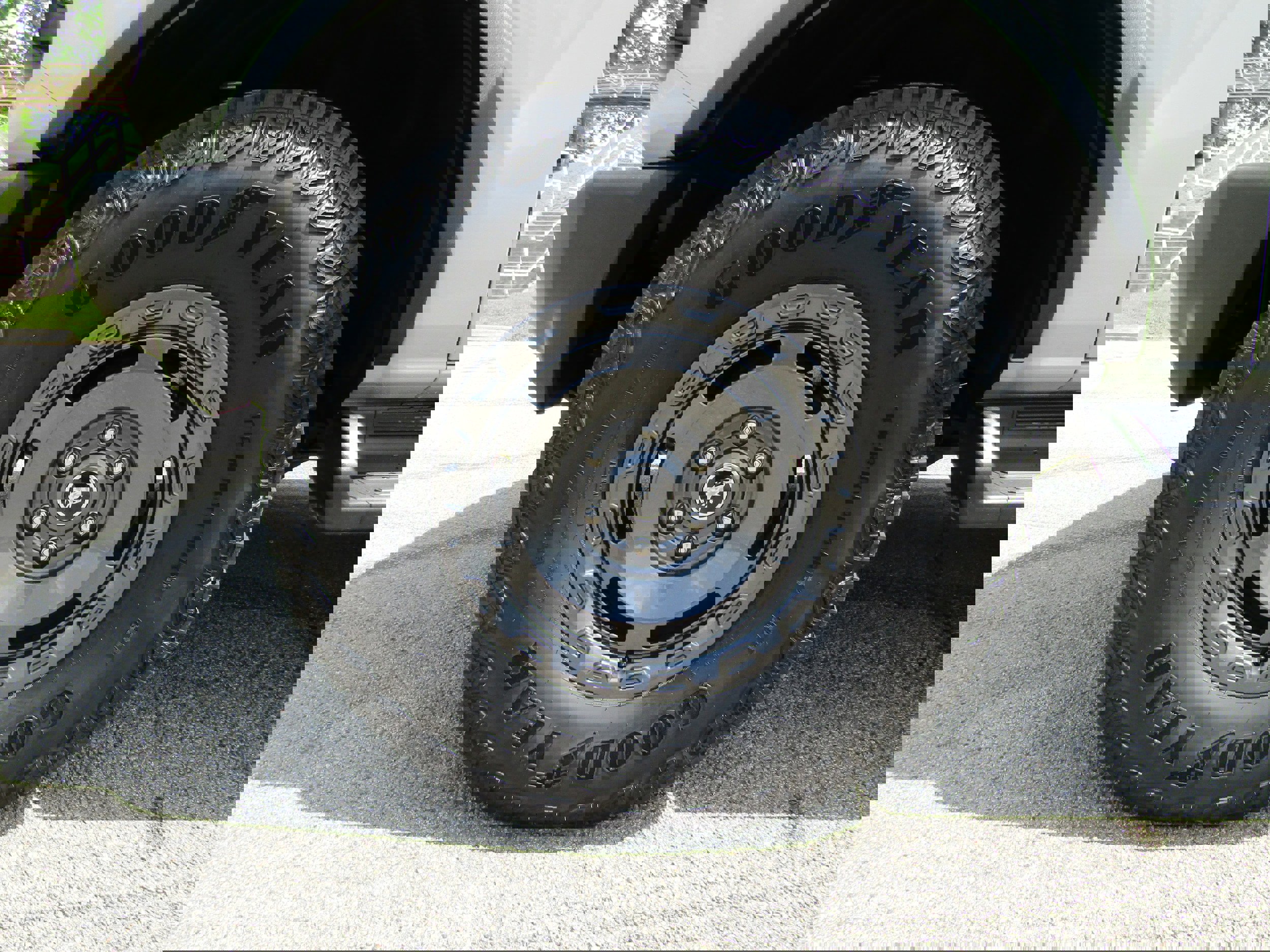 Used 2025 Ford Bronco Outer Banks w/ Sasquatch Package AWD/4WD image 9