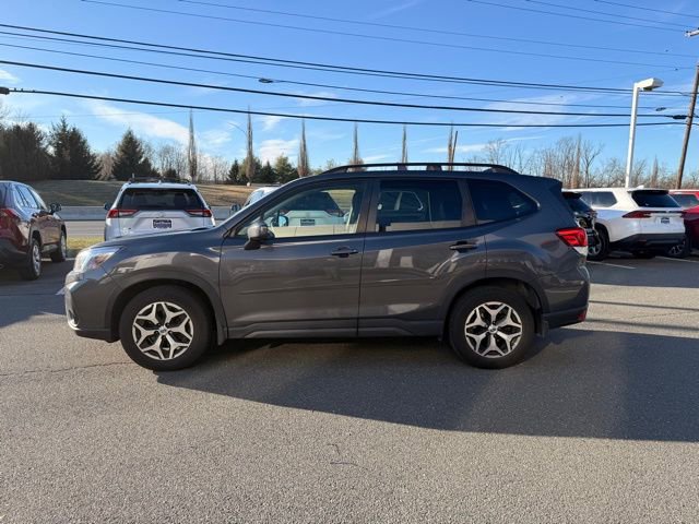 Used 2020 Subaru Forester Premium image 7