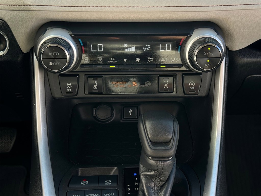 Certified 2022 Toyota RAV4 XLE image 18