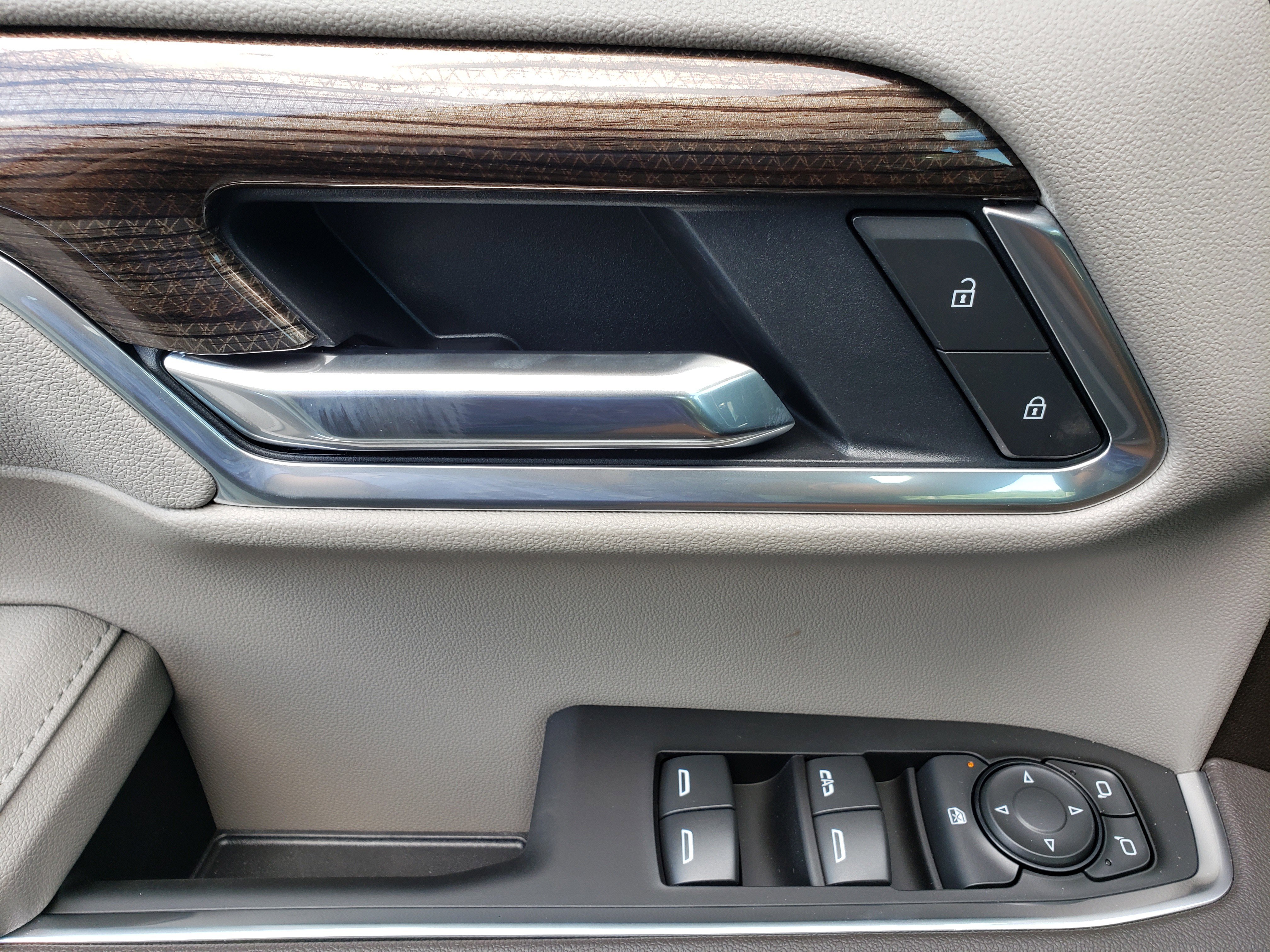 New 2025 Chevrolet Silverado 1500 LT image 12