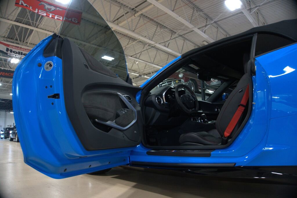Used 2023 Chevrolet Camaro ZL1 image 34