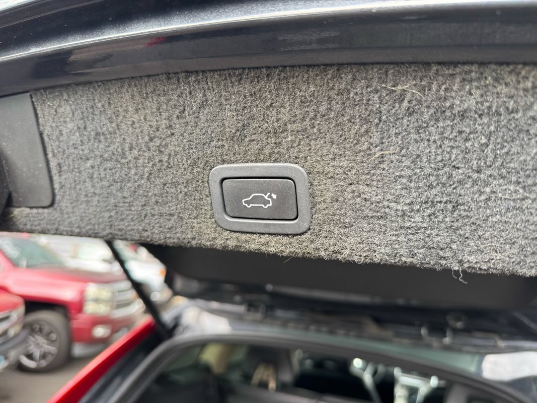 Used 2012 Volvo XC60 3.2 AWD/4WD image 16
