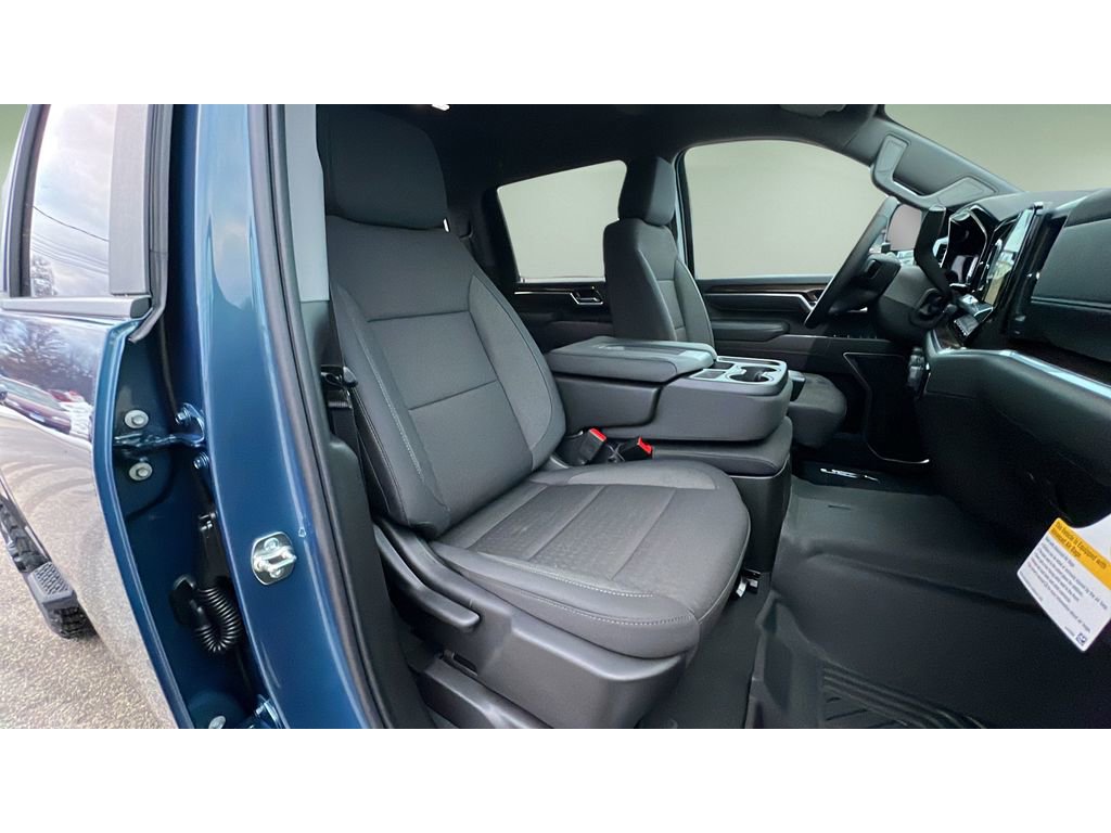 New 2026 Chevrolet Silverado 3500 LT w/ Trail Boss Package image 32