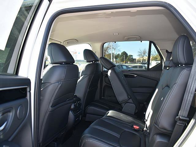 New 2025 Honda Pilot EX-L image 9