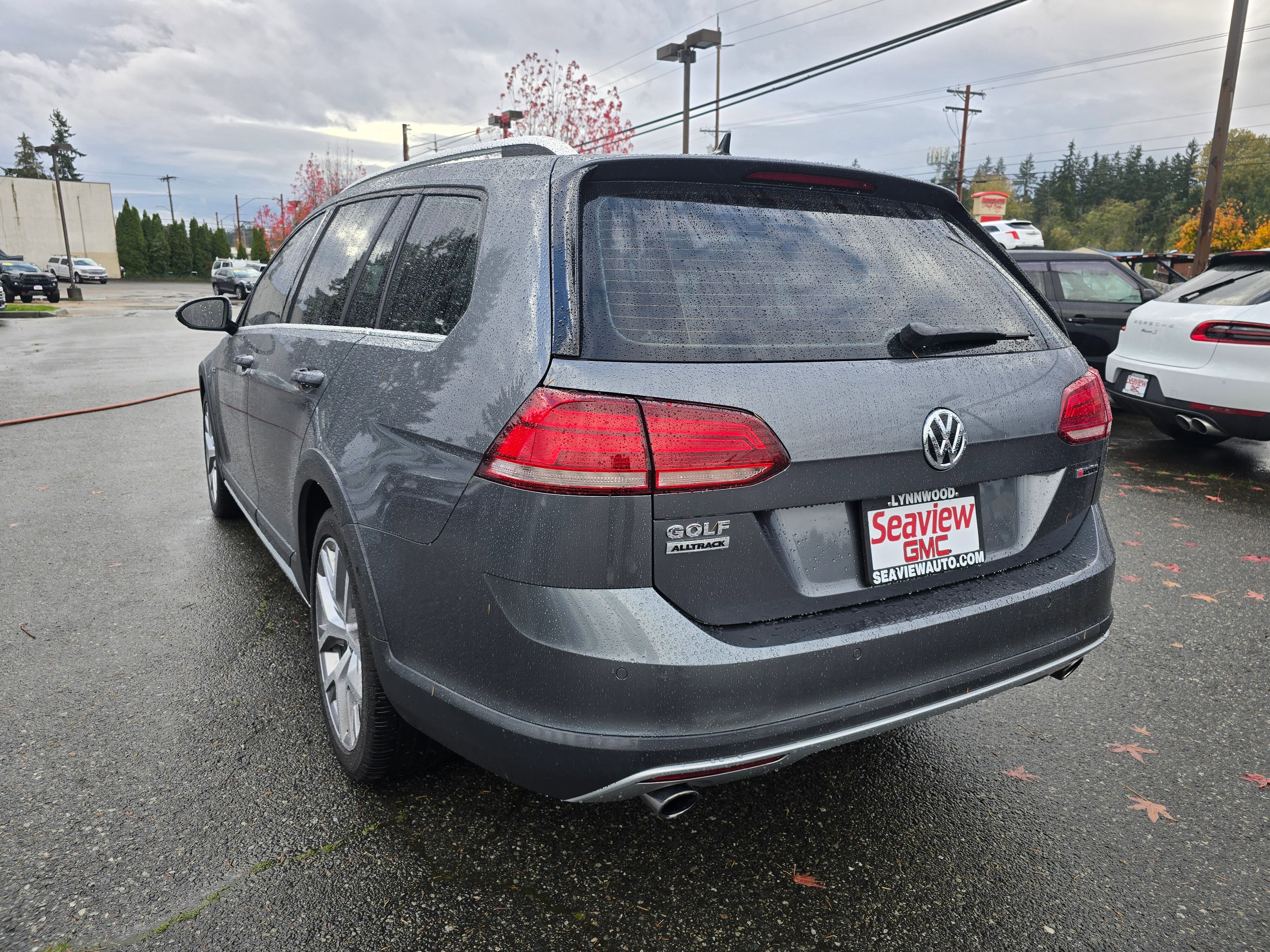 Used 2019 Volkswagen Golf Alltrack SEL image 5