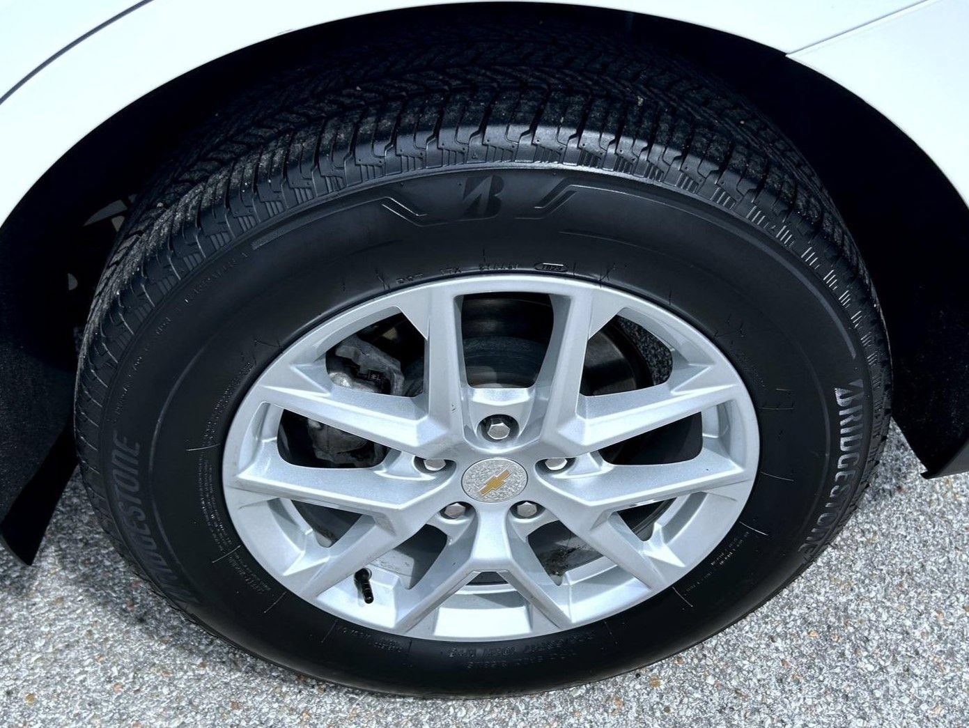 Certified 2024 Chevrolet Equinox LS w/ LS Convenience Package AWD/4WD image 22
