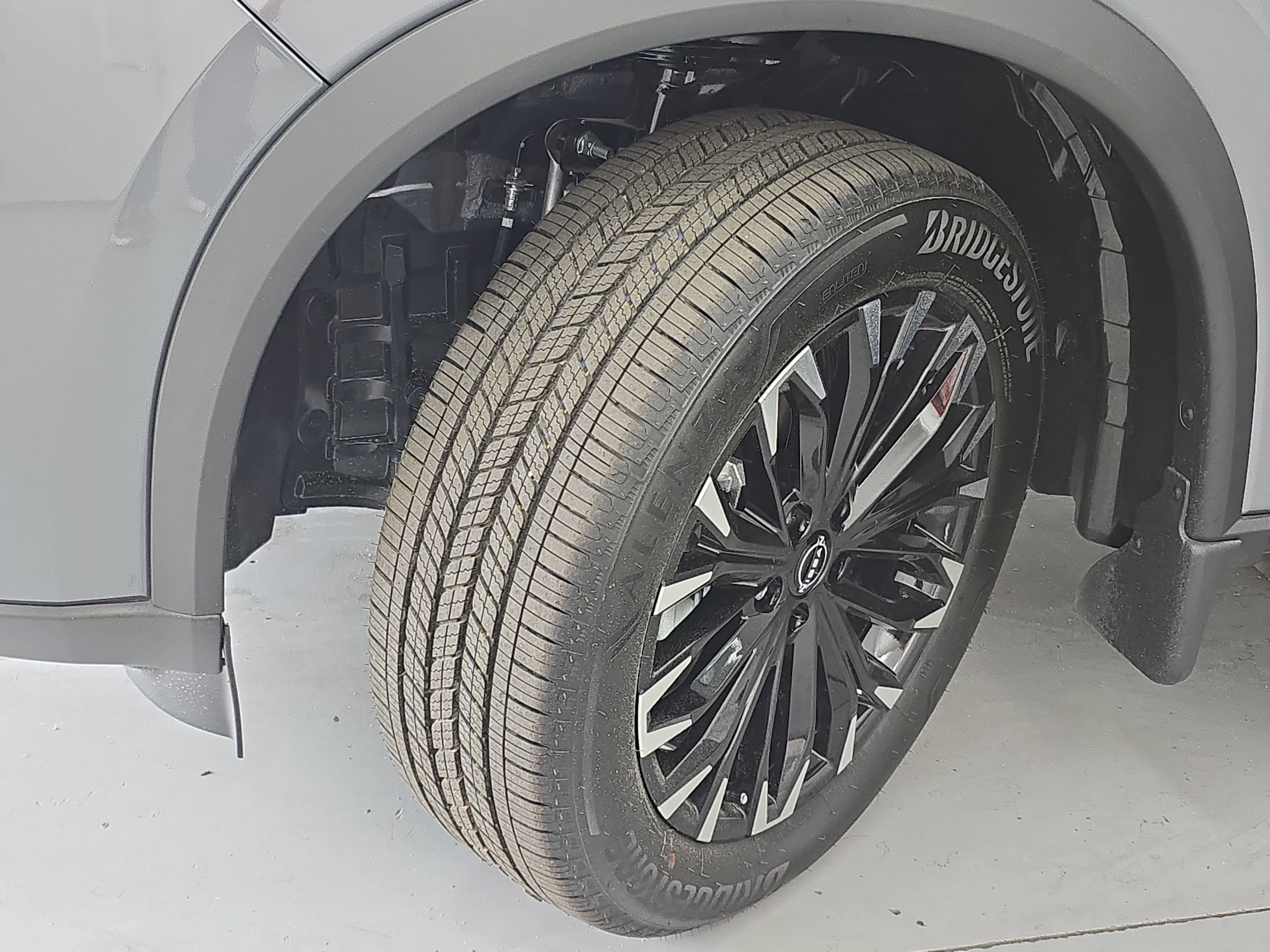 New 2026 Nissan Rogue SV FWD image 32
