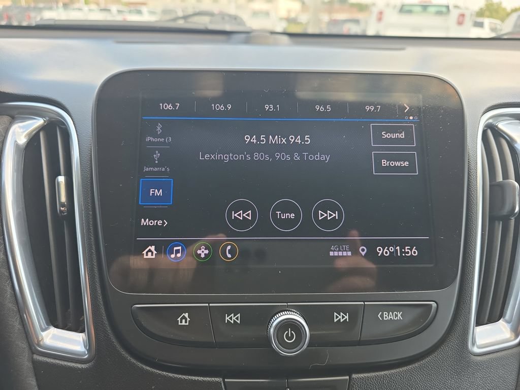 Used 2020 Chevrolet Malibu LT FWD image 22