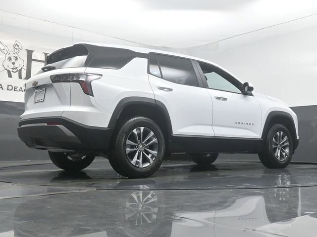 New 2026 Chevrolet Equinox LT w/ Safety and Technology Package image 11