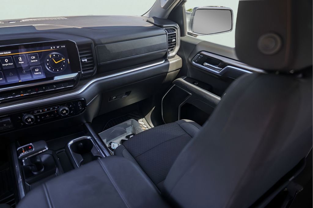 Used 2025 Chevrolet Silverado 1500 LT w/ Texas Edition Plus AWD/4WD image 30