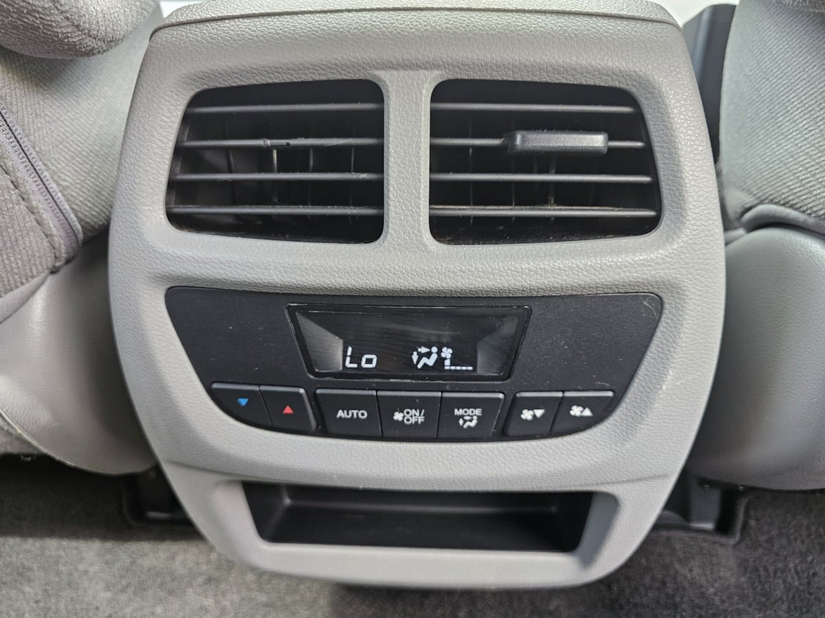Used 2016 Honda Pilot EX image 41