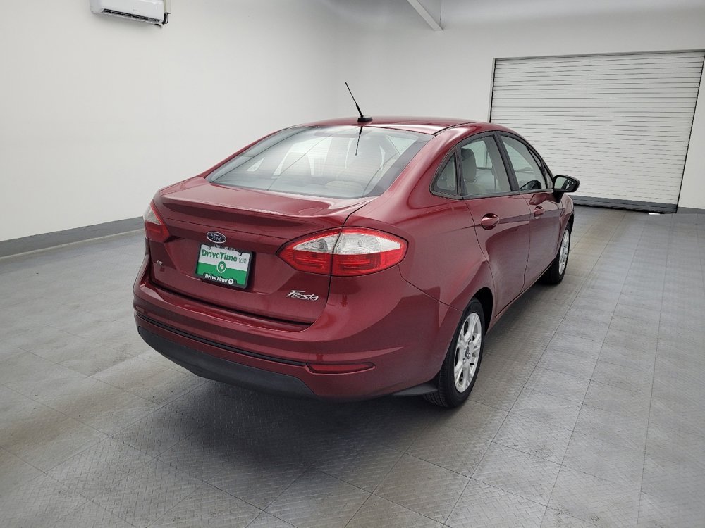 Used 2015 Ford Fiesta SE image 9