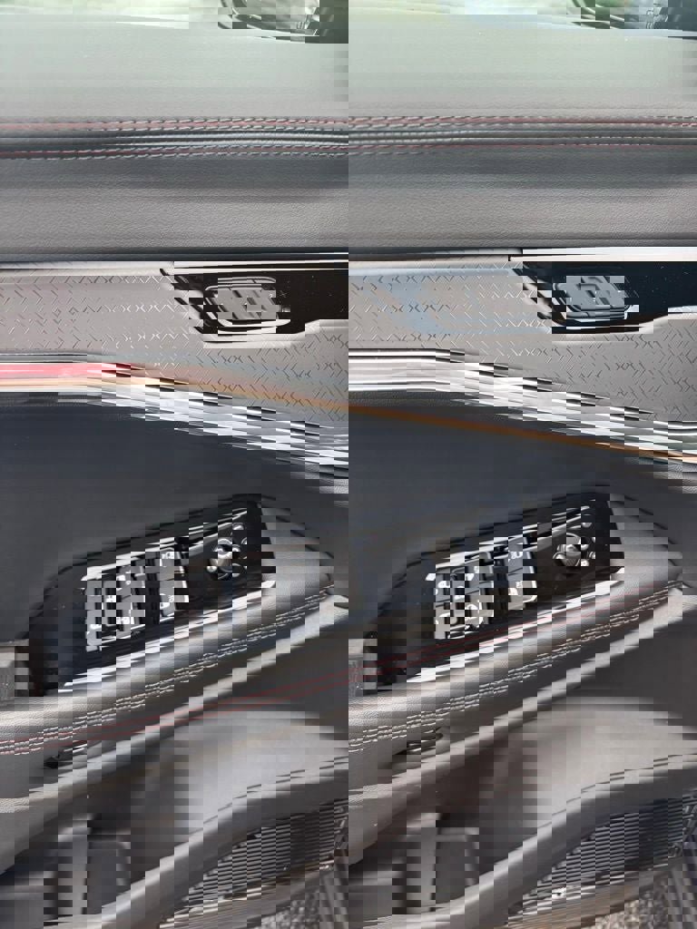 New 2025 Jeep Wagoneer S Limited image 9