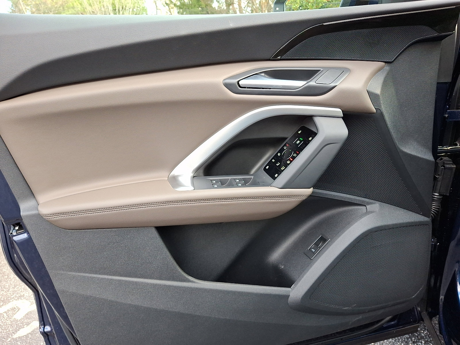 New 2025 Audi Q5 Premium image 8