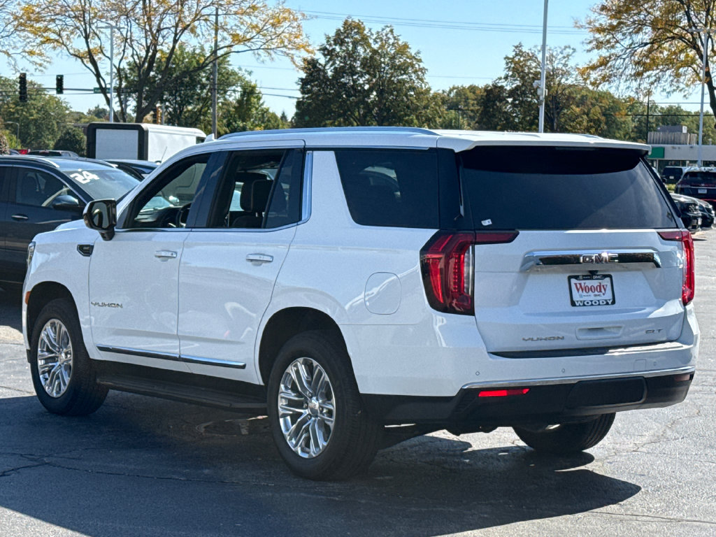 Used 2024 GMC Yukon SLT w/ Max Trailering Package AWD/4WD image 9
