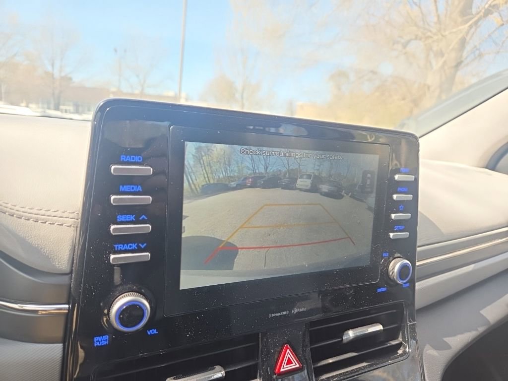 Used 2020 Hyundai Ioniq SE image 21