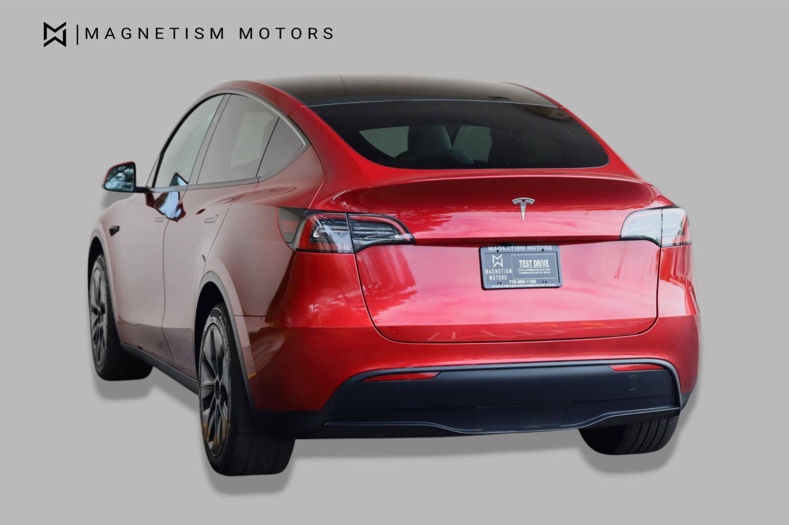 Used 2024 Tesla Model Y Long Range RWD image 9