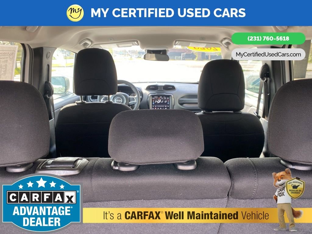 Used 2023 Jeep Renegade Latitude AWD/4WD image 8
