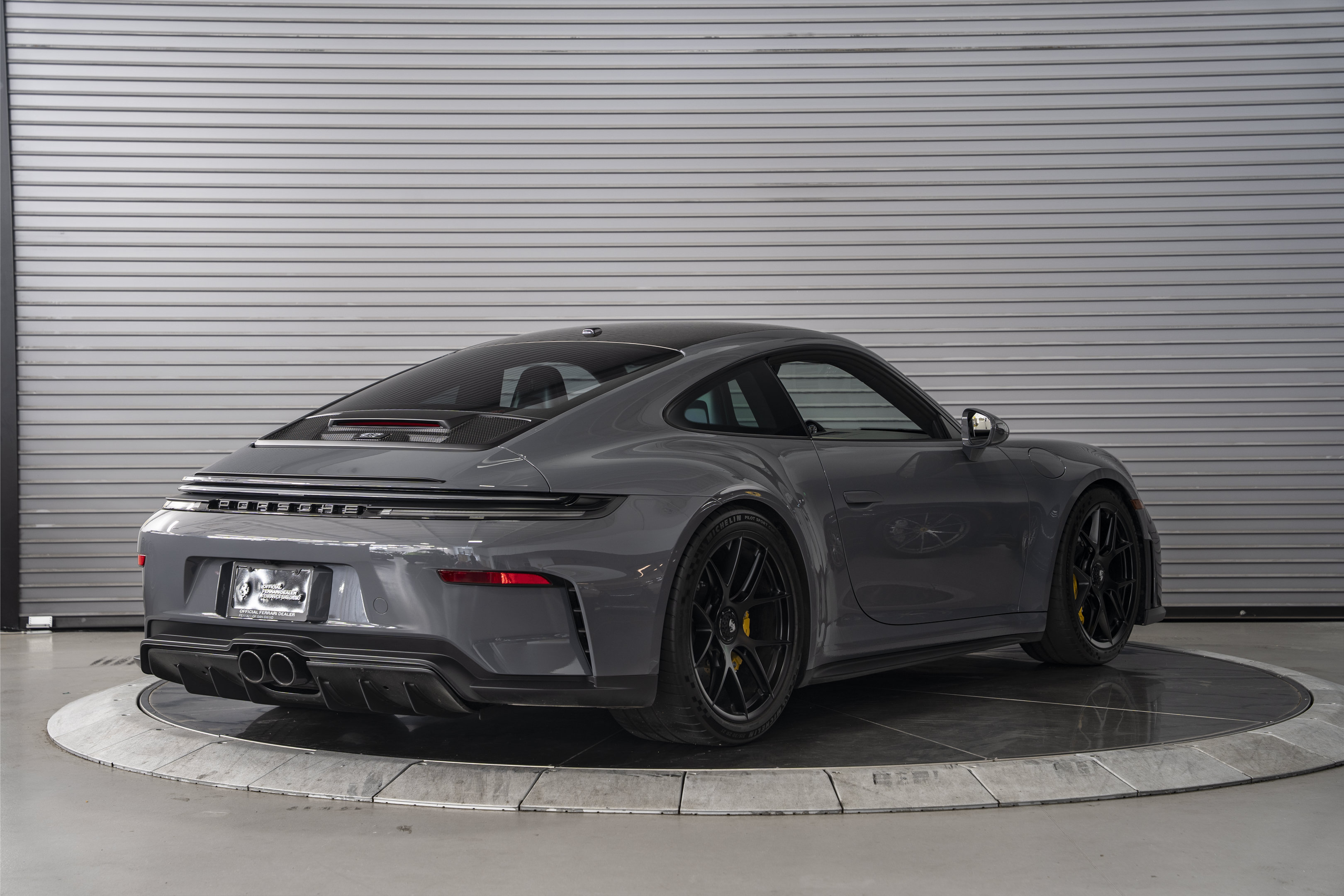 Used 2025 Porsche 911 GT3 RWD image 5