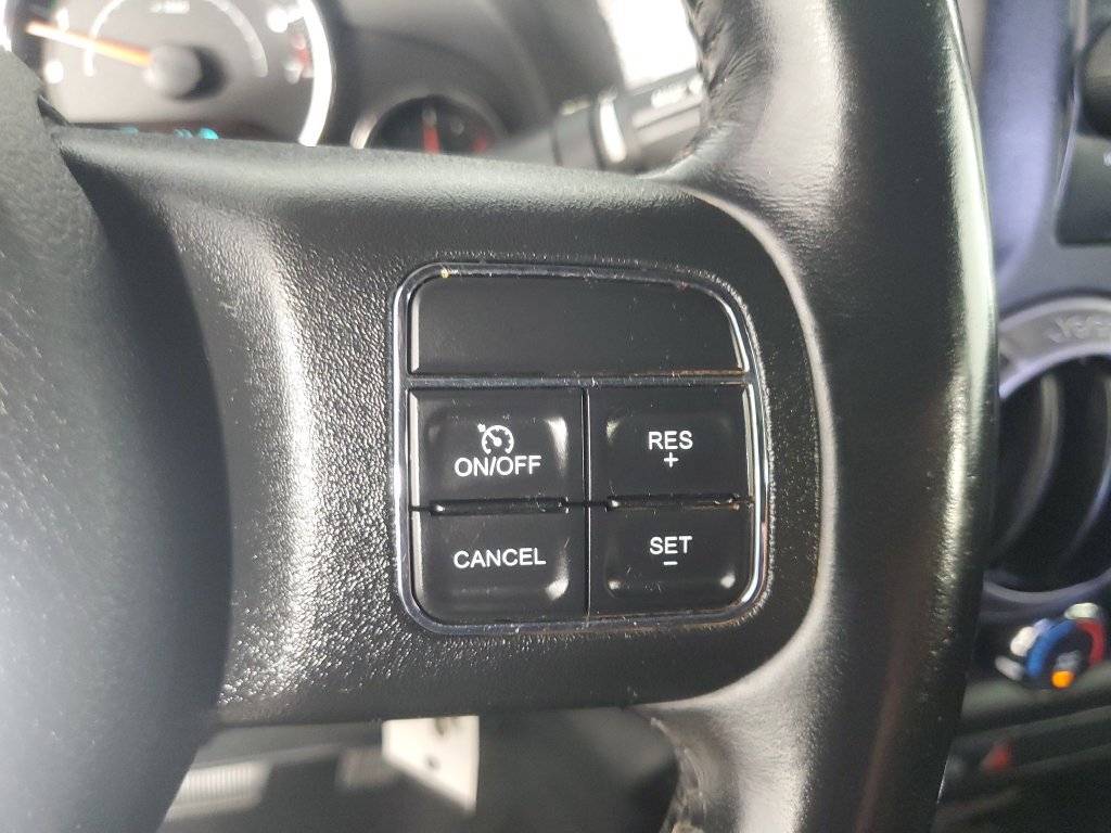 Used 2018 Jeep Wrangler Unlimited Sport w/ Connectivity Group AWD/4WD image 21