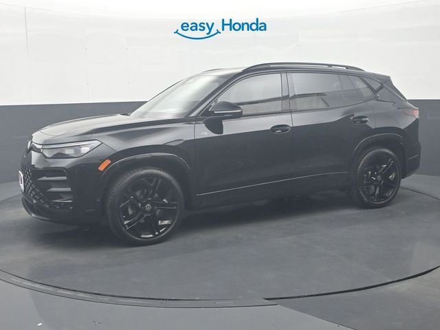 Used 2026 Volkswagen Tiguan SE R-Line image 4