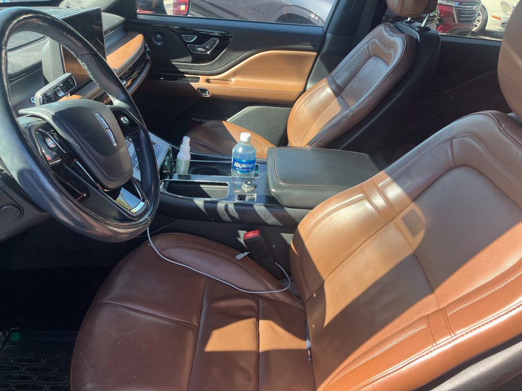 Used 2020 Lincoln Aviator Reserve w/ Elements Package Plus AWD/4WD image 9