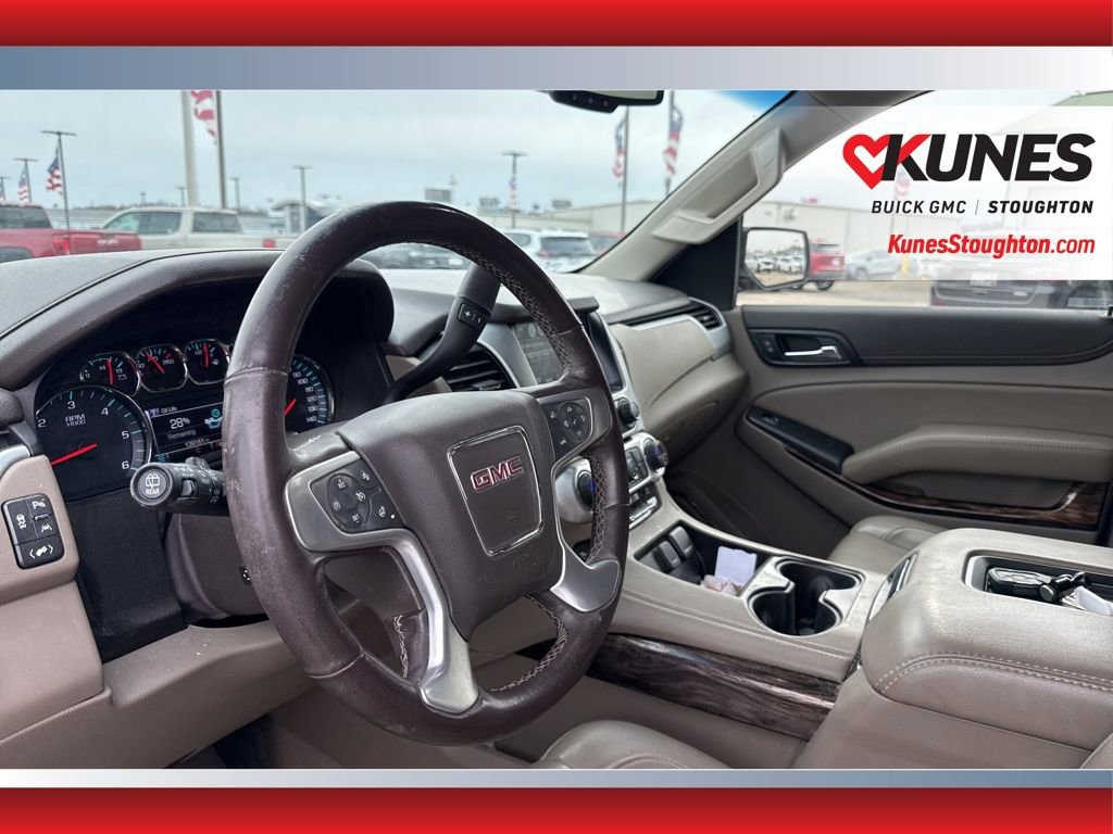 Used 2019 GMC Yukon XL SLT w/ Open Road Package image 17